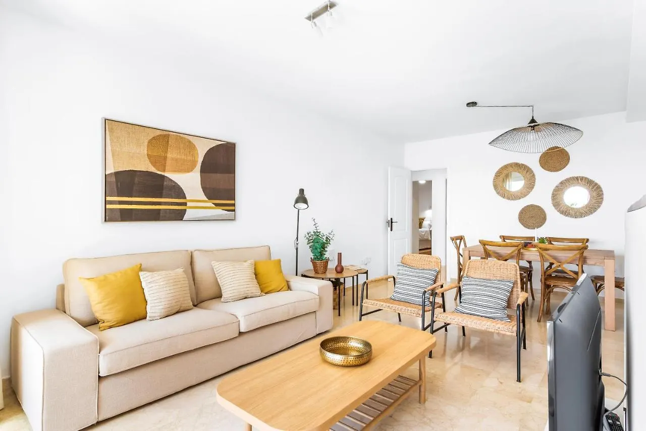 Beach Apartment With Terrace And Private Parking Radazul