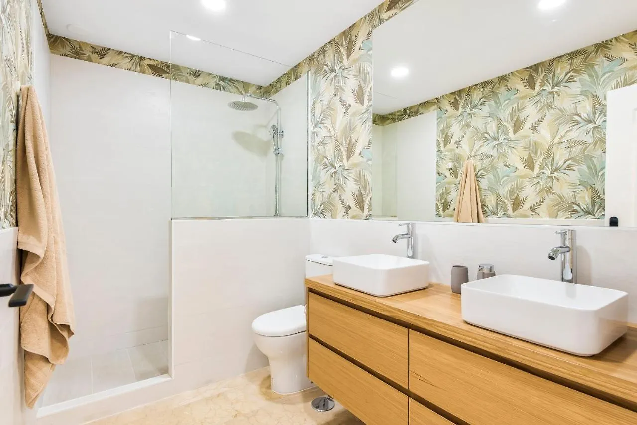 Beach Apartment With Terrace And Private Parking Radazul