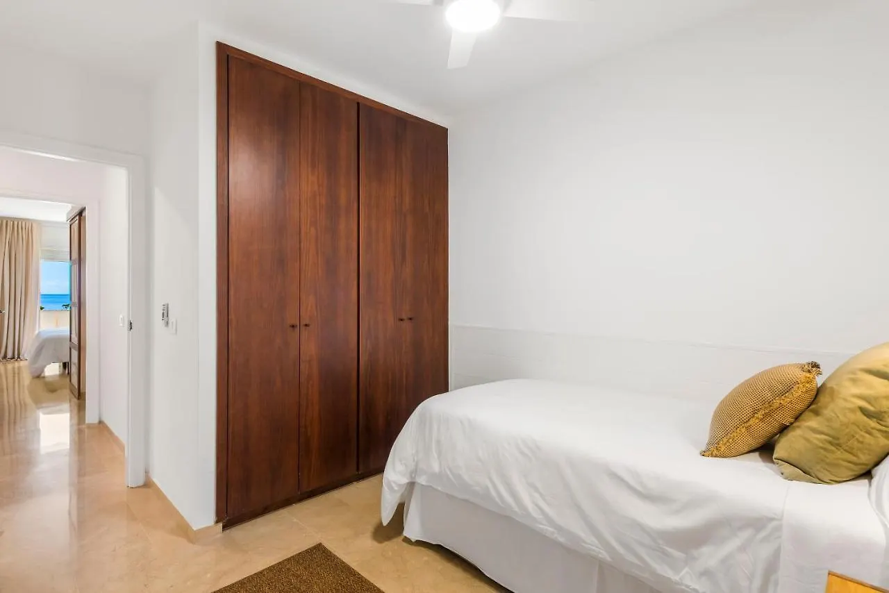 Beach Apartment With Terrace And Private Parking Radazul